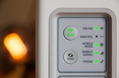 أين يمكنني العثور على كلمة المرور المفاجئة الخاصة بي على مودم wifi